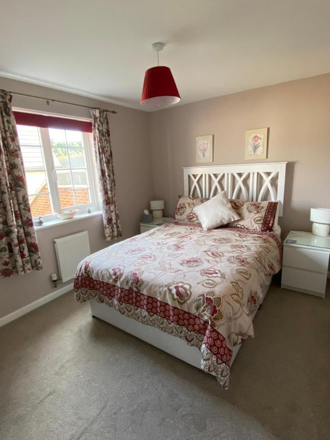 Flint Lodge Peacehaven エクステリア 写真