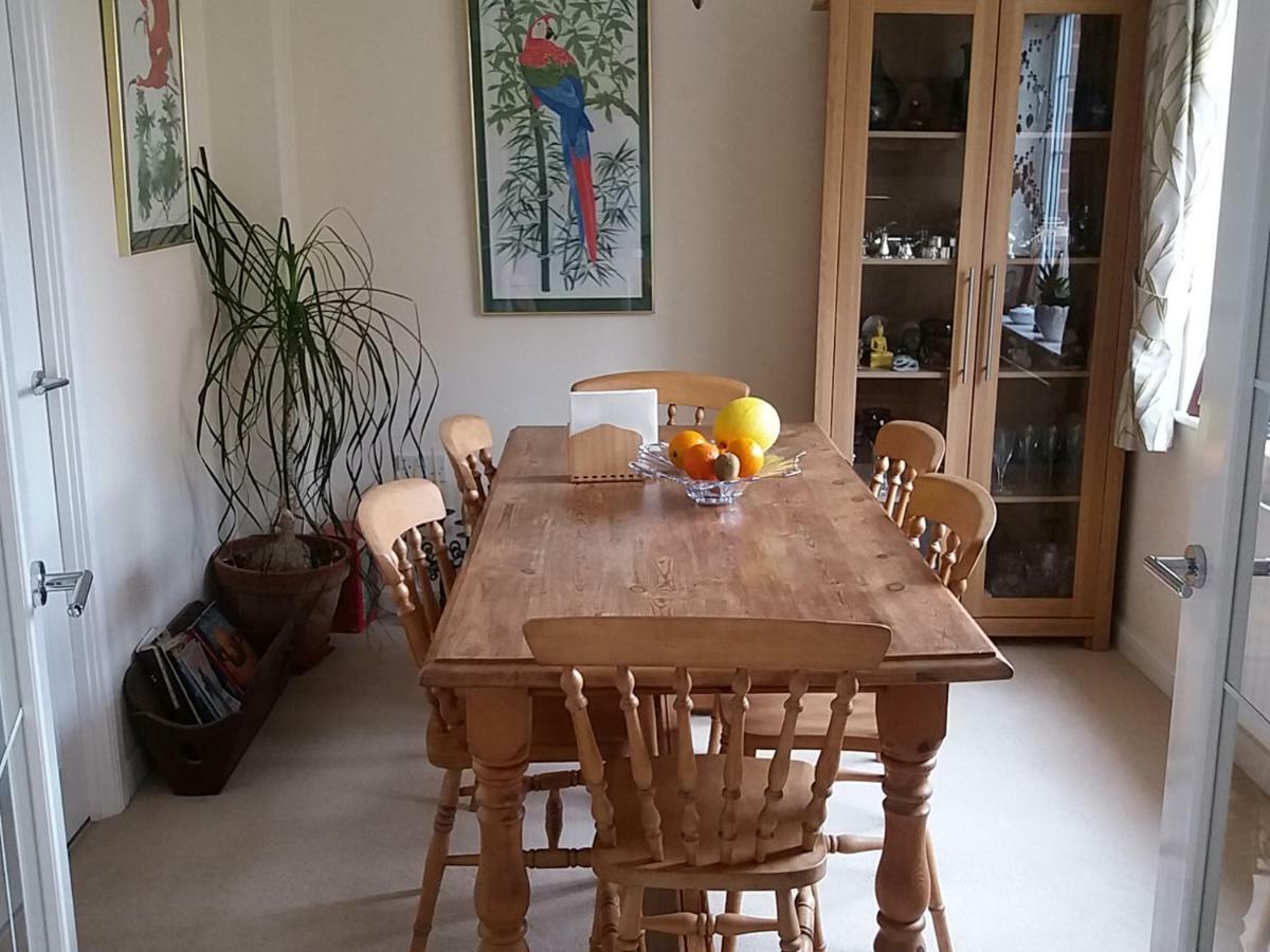 Flint Lodge Peacehaven エクステリア 写真